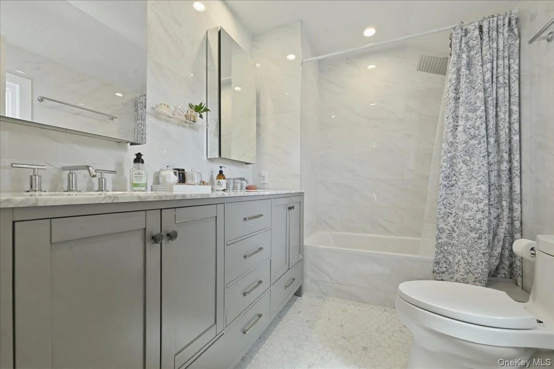 Photo of 98 Vincent Place