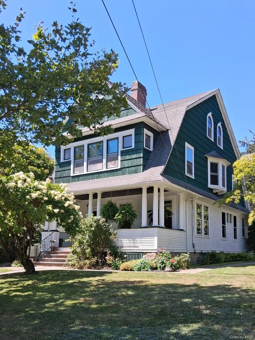 Photo of 24 Mountain Avenue