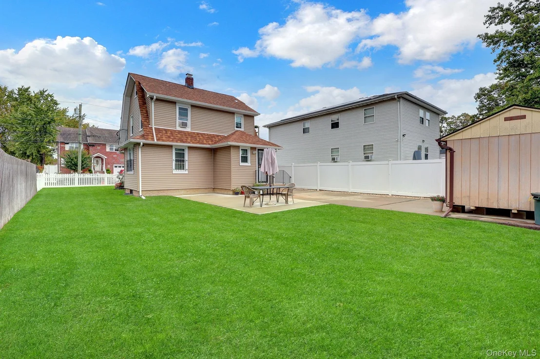 Photo of 44 Brooks Avenue