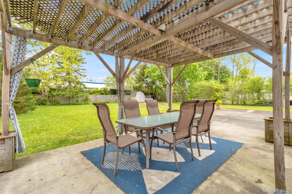 Photo of 152 Foster Boulevard