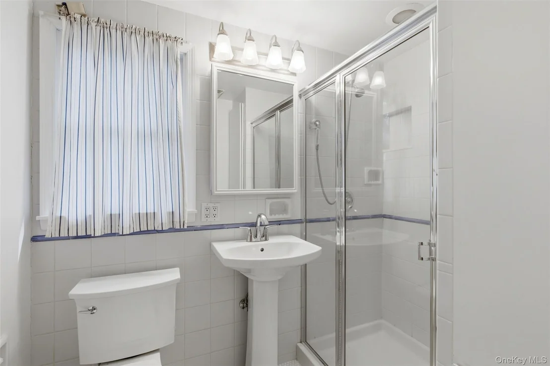 Photo of 4 Waterview Lane