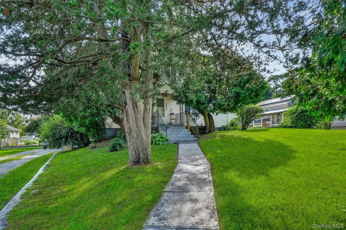 Photo of 295 Baxtertown Road