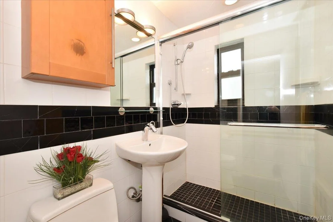 Photo of Unit 3F at 1 TERRACE Circle