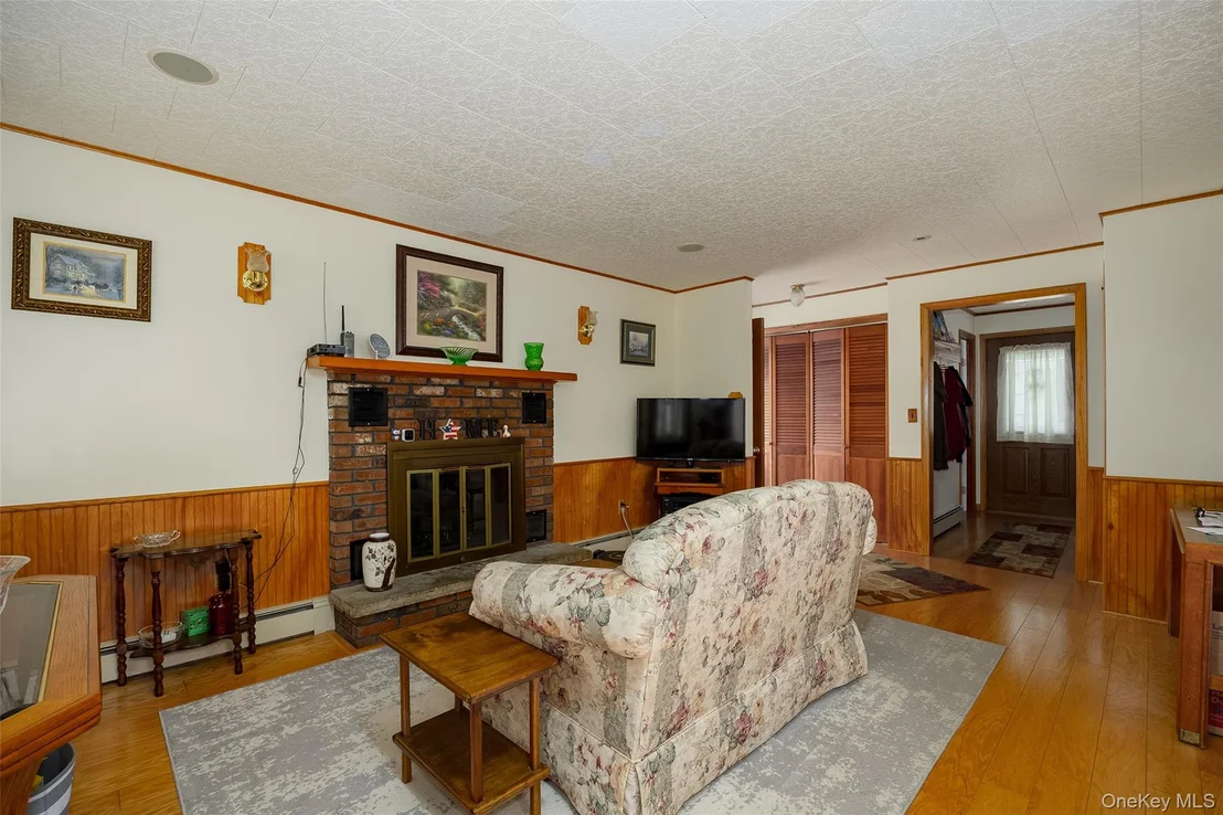 Photo of 91 Maple Street