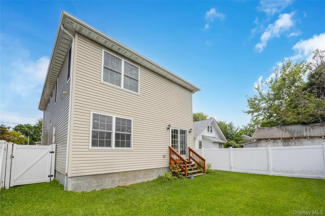 Photo of 2758 Harvard Place