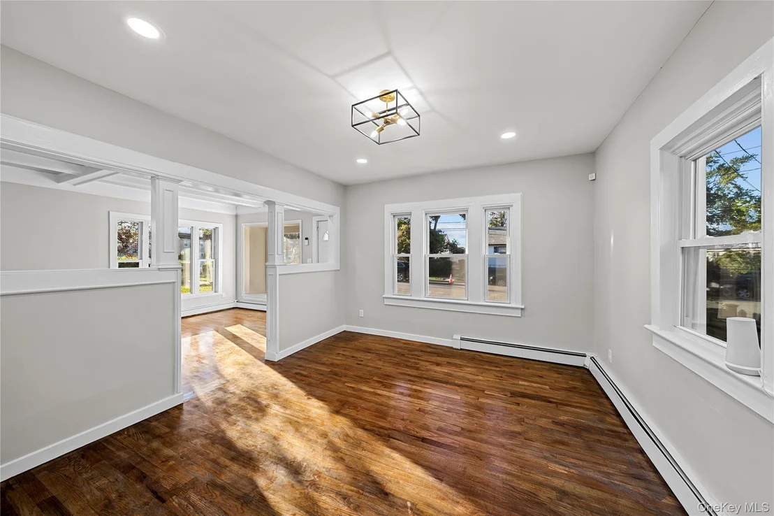 Photo of 8 Maple Street