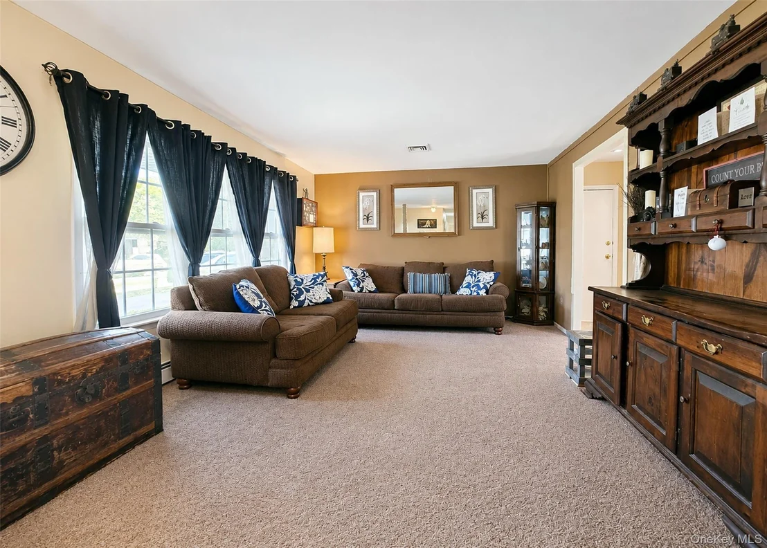 Photo of 67 Sequoia Way