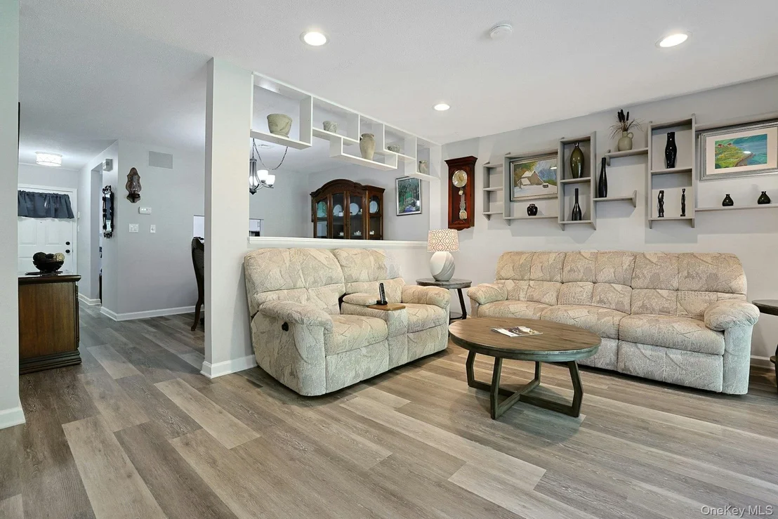 Photo of 3902 Hickory Court