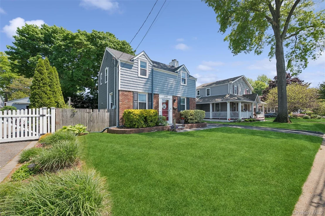 Photo of 2197 Pine Street