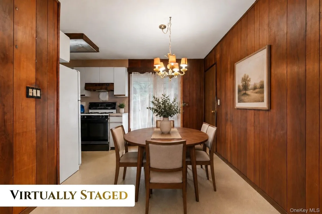 Photo of 1680 Pine Acres Boulevard