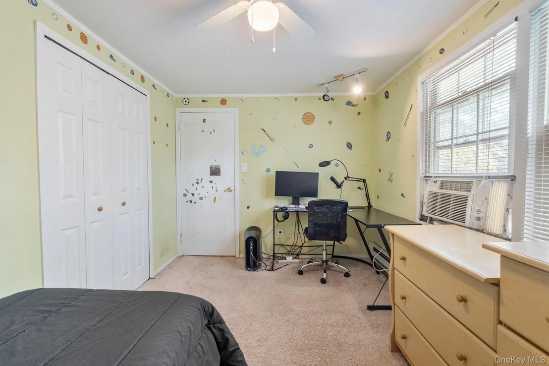Photo of 20 Spaulding Lane