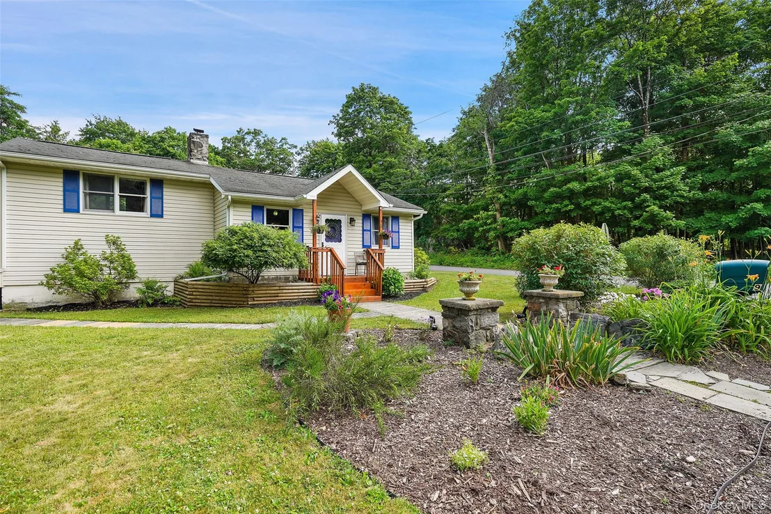 Photo of 9 Starview Avenue