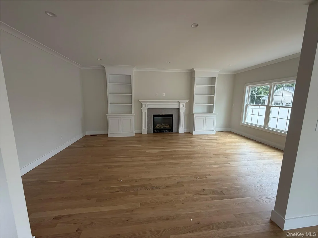 Photo of Unit LOTA at 110 Spruce Avenue
