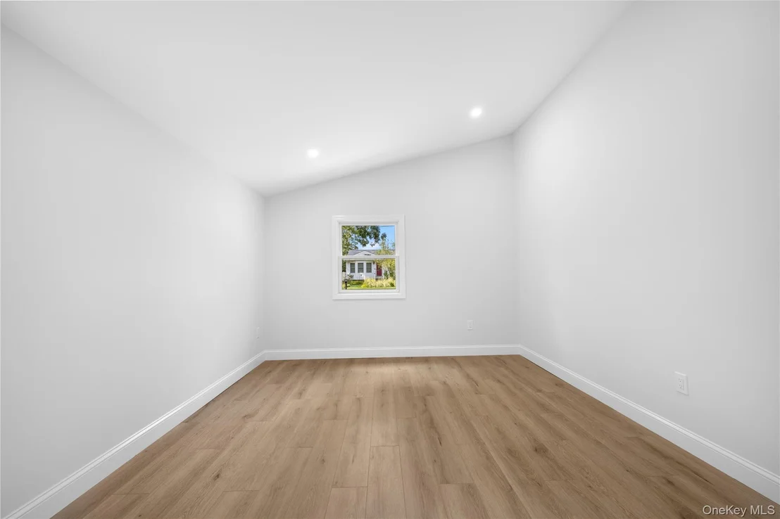 Photo of 87 Cranford Boulevard