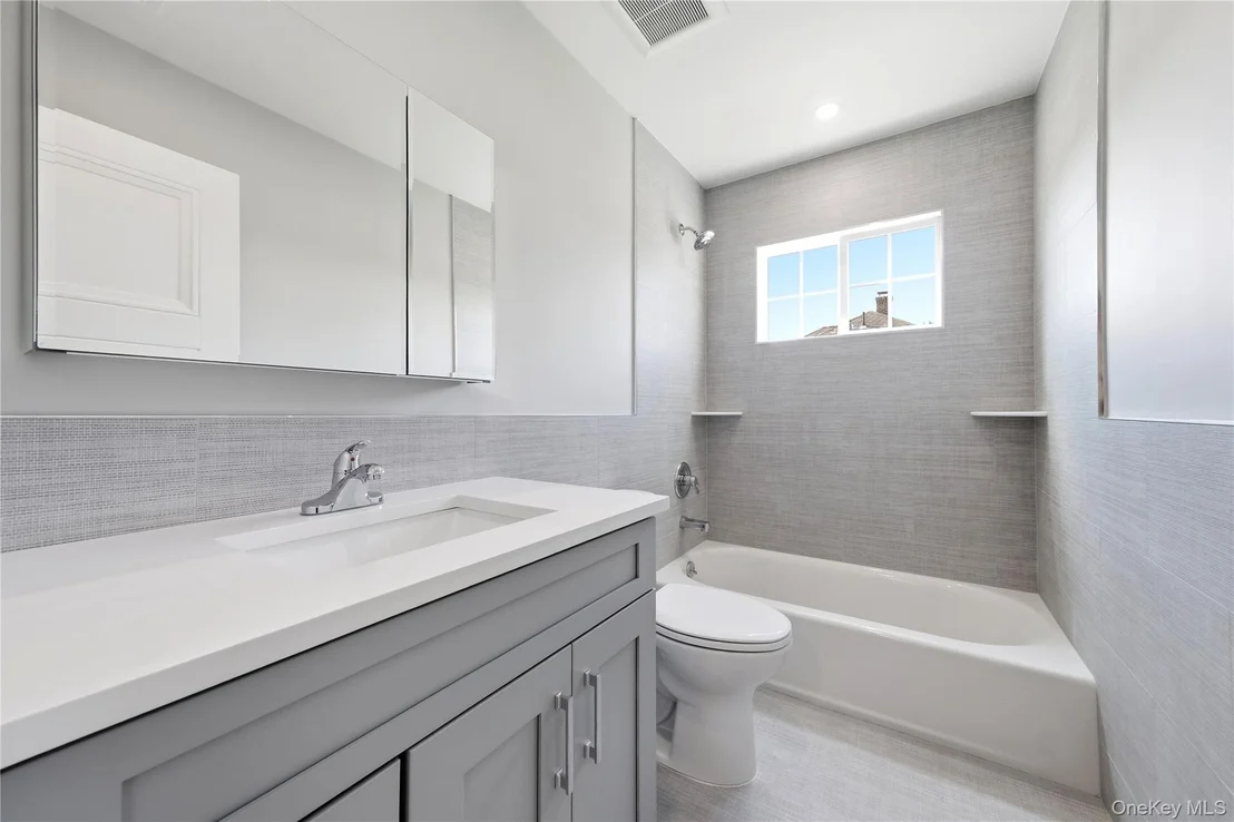 Photo of 152 Jayne Avenue