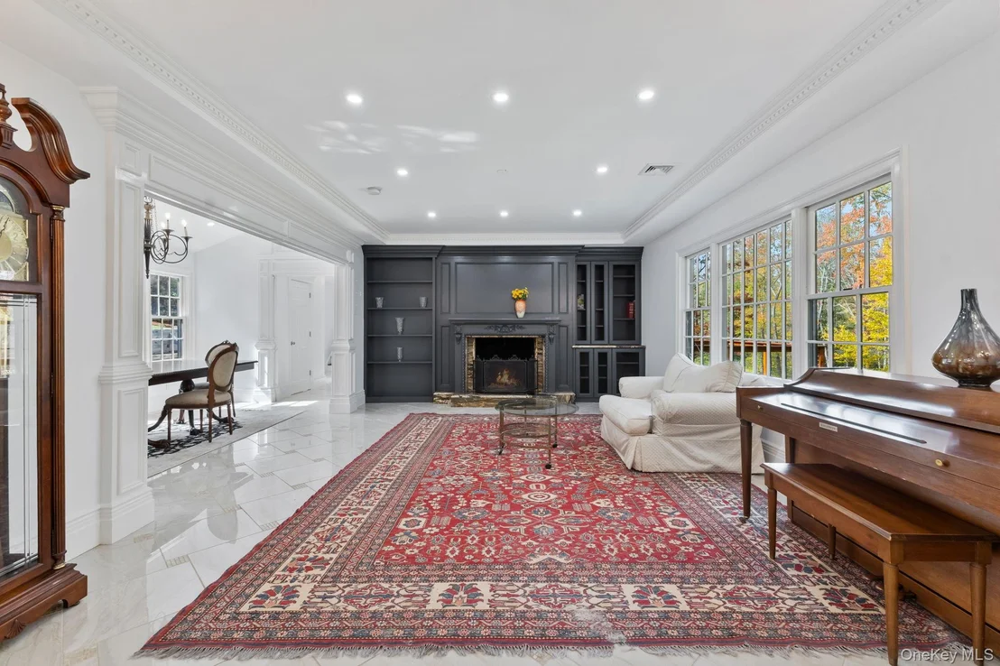 Photo of 675 Quaker Road