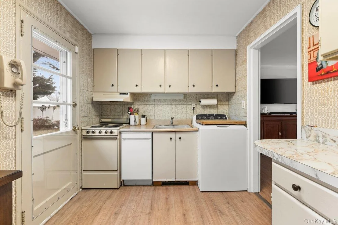 Photo of 22 Greenway Circle
