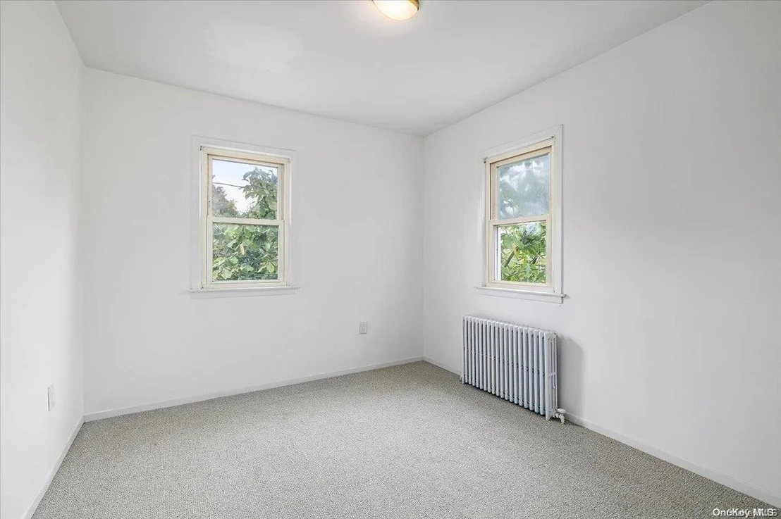 Photo of 187 Plainview Road