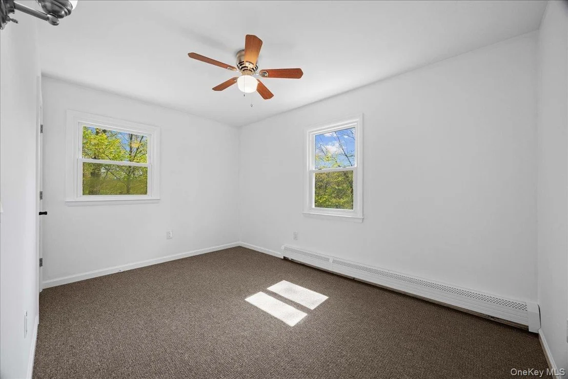 Photo of 1168 Lakes Road
