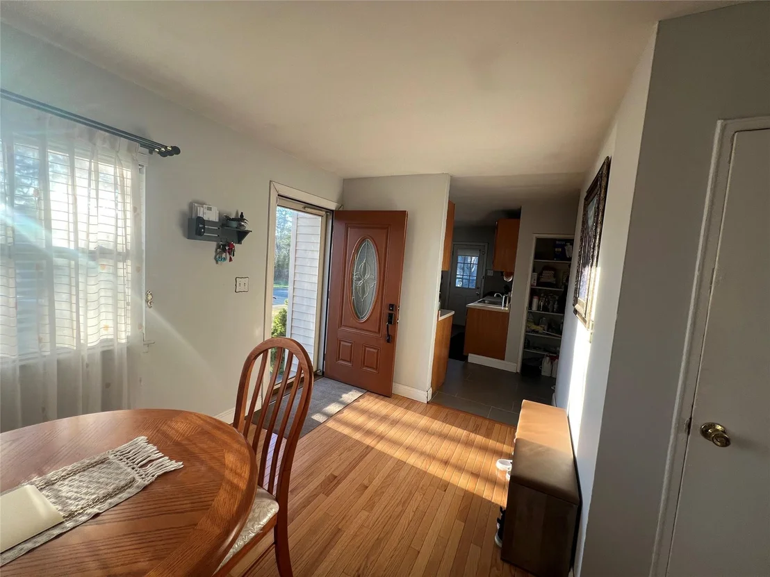 Photo of 907 Americus Avenue