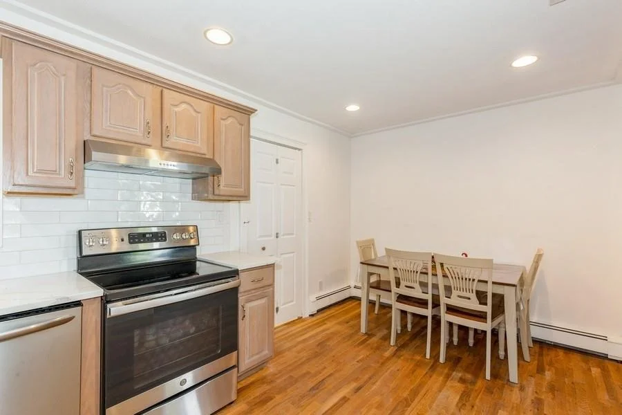 Photo of 118 Pine Neck Avenue