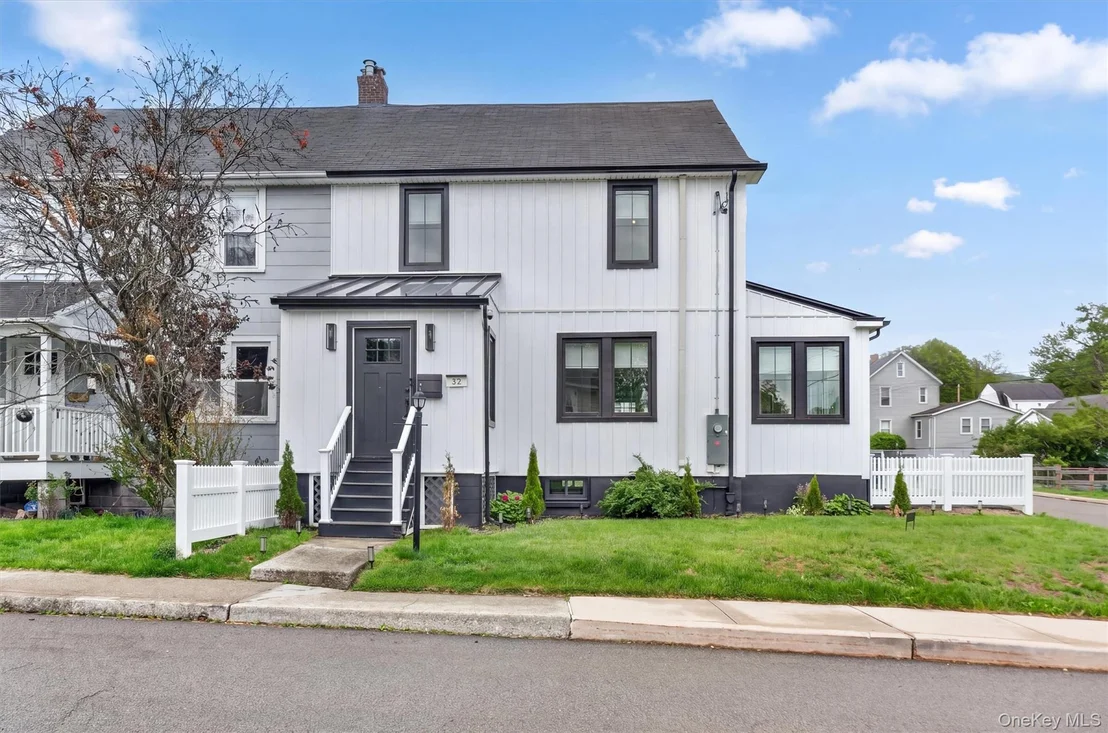 Photo of 32 Dutchess Terrace