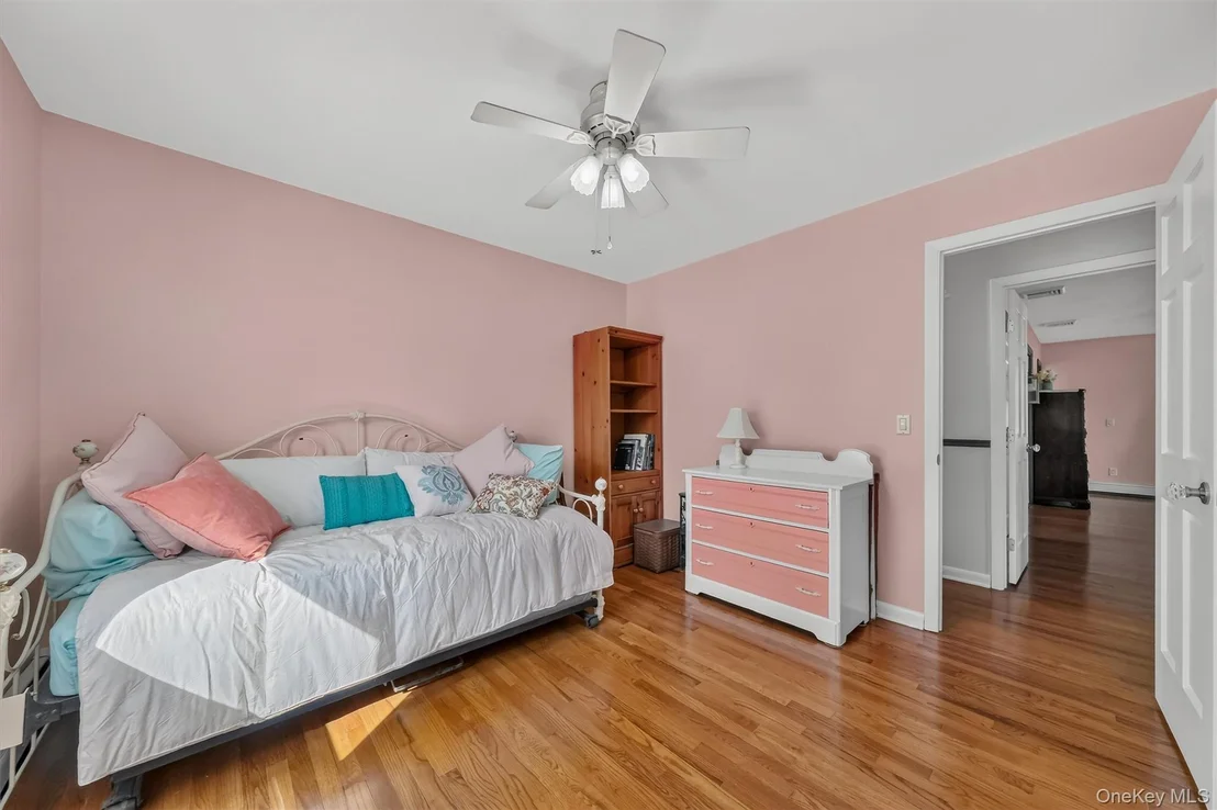 Photo of 17 N Jackson Drive