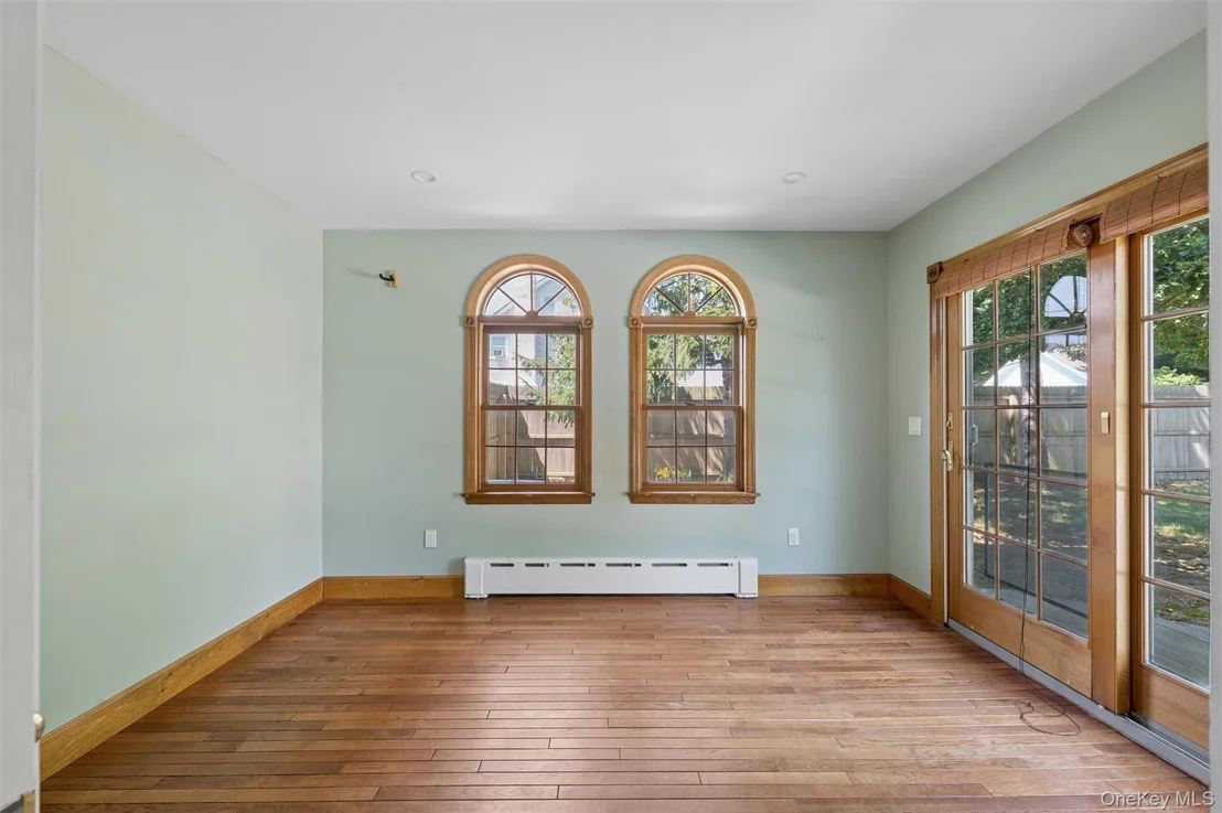 Photo of 138 Hallock Street