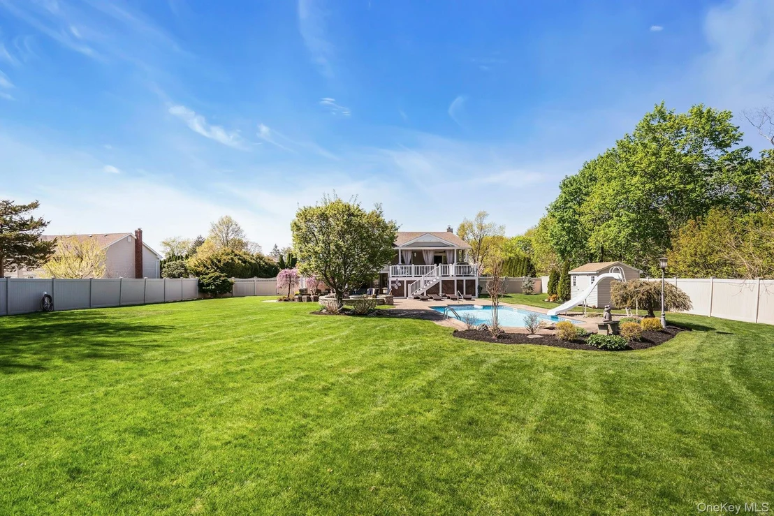 Photo of 101 Hayrick Lane