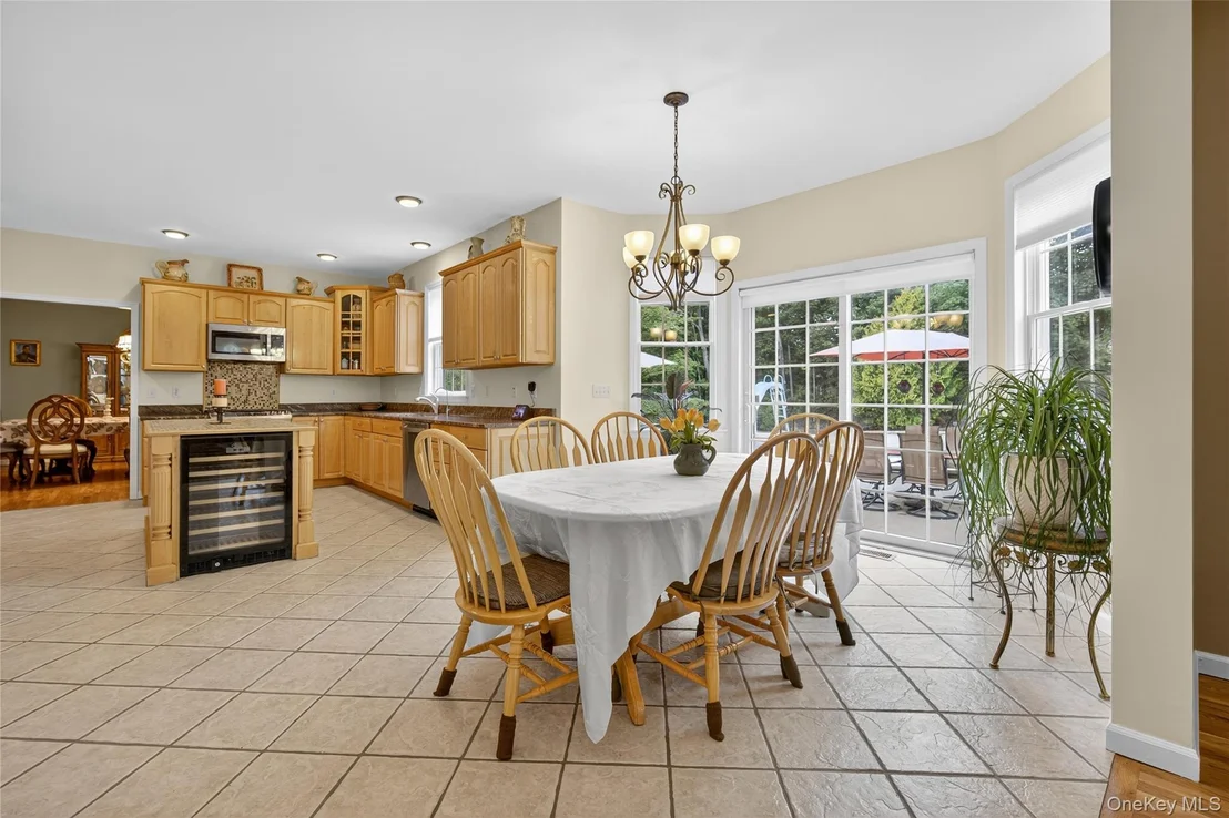 Photo of 14 Meadow Crest Drive