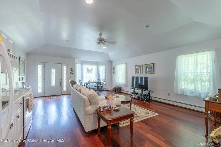 Photo of 97 Leslie Road