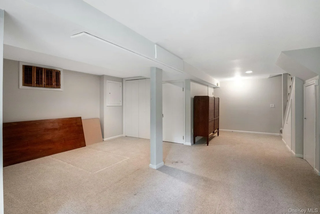 Photo of 707 Eagle Bay Drive
