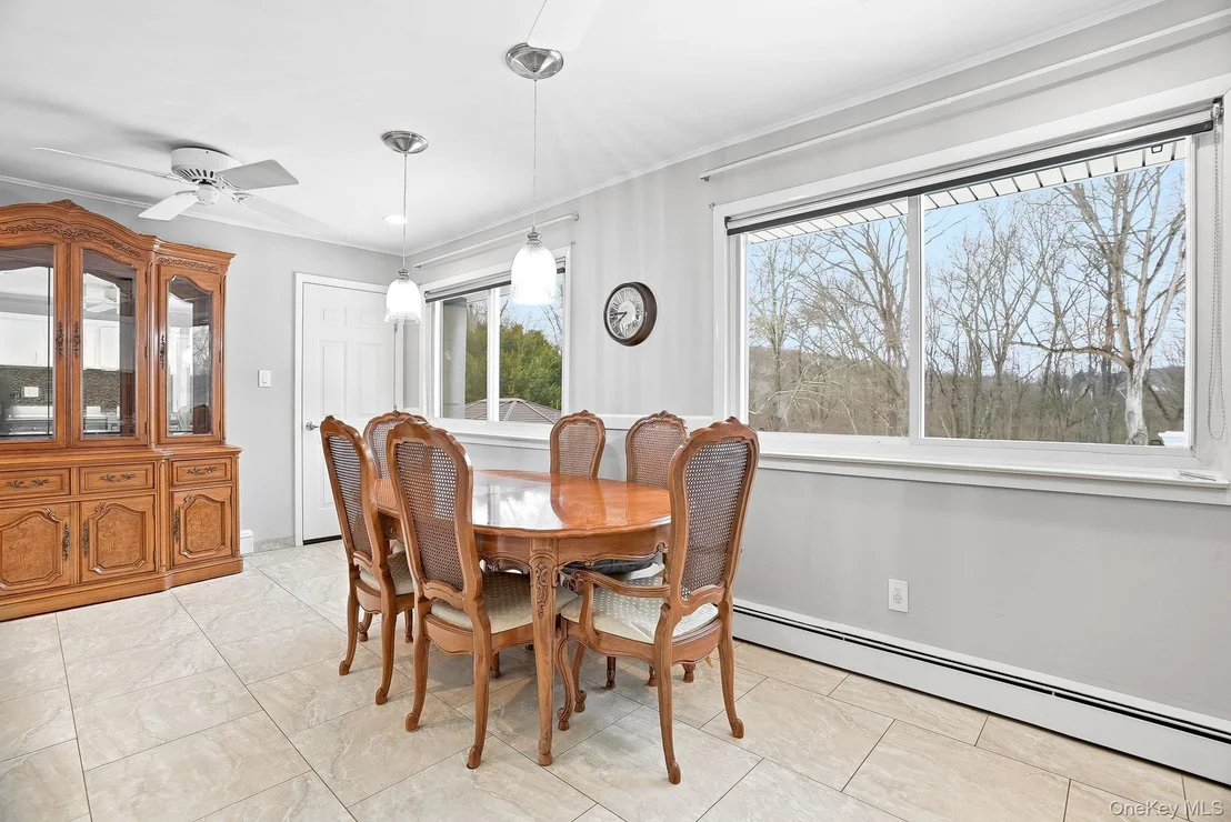 Photo of 12 Lakeview Road
