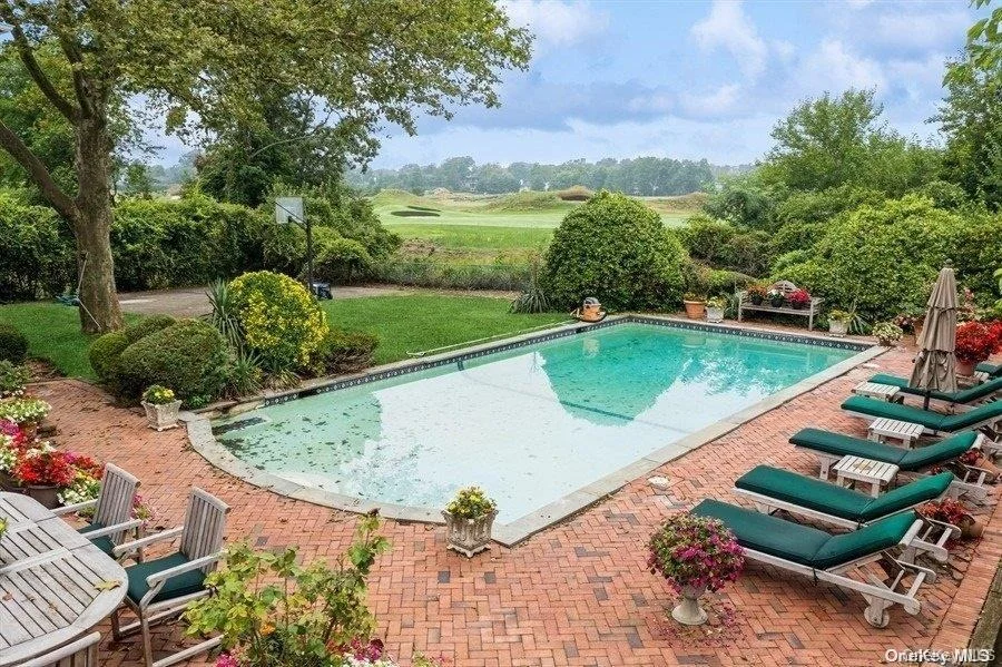 Photo of 30 Thixton Drive