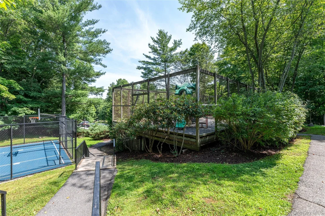 Photo of 1804 Regent Drive
