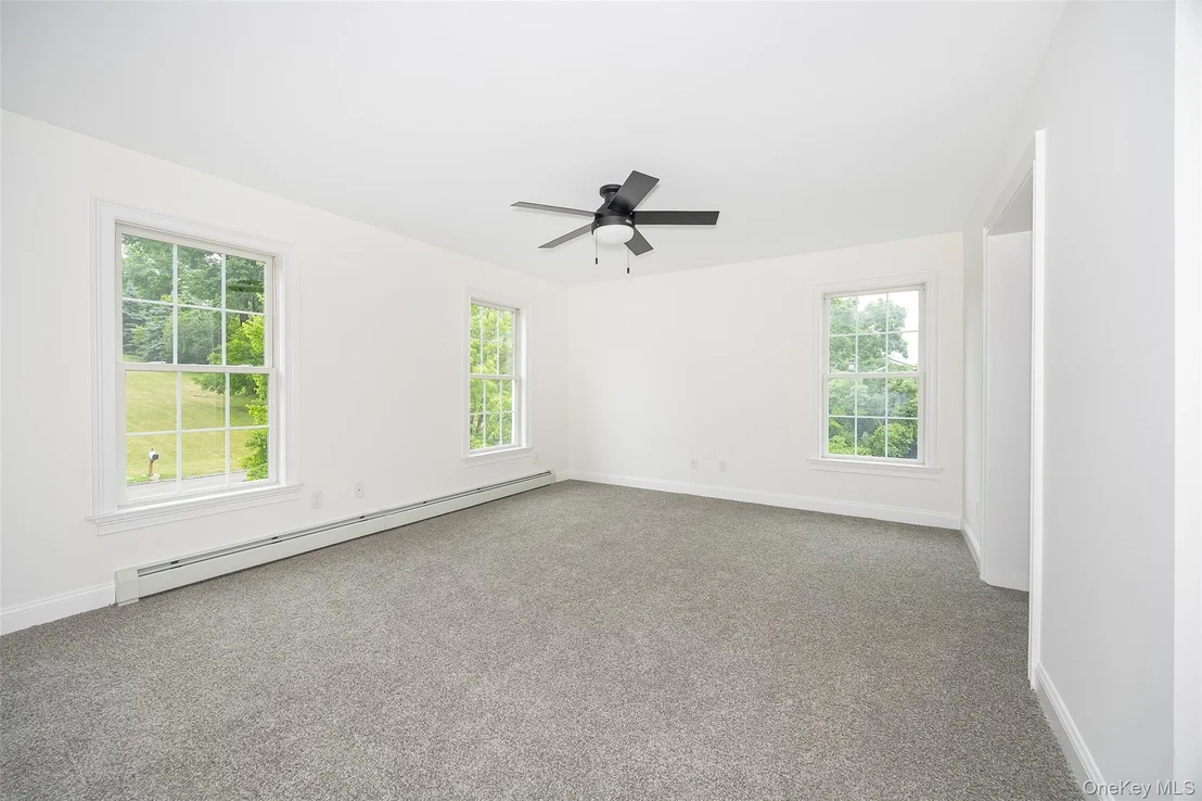 Photo of 7 Fox Run