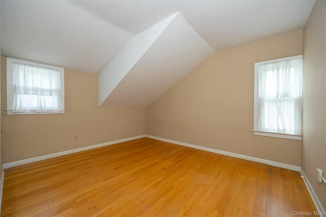 Photo of 37 Florence Avenue