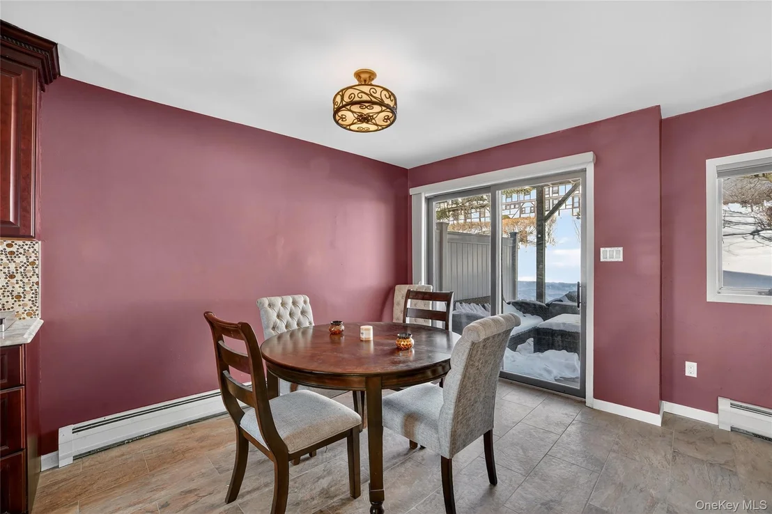 Photo of 20 Beecher Lane