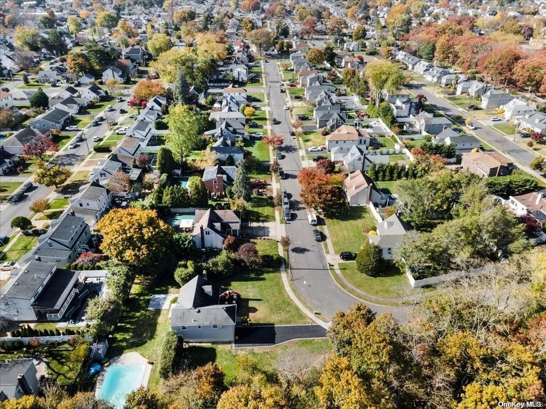 Photo of 35 Parkview Circle S