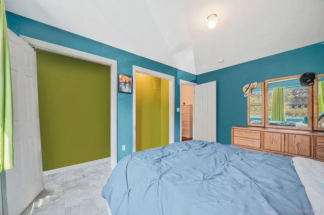Photo of 35 Maple Avenue