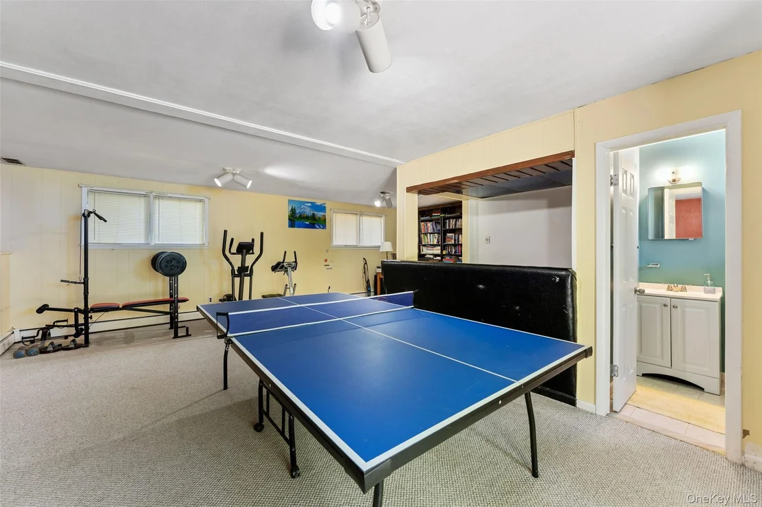 Photo of 182 Geymer Drive
