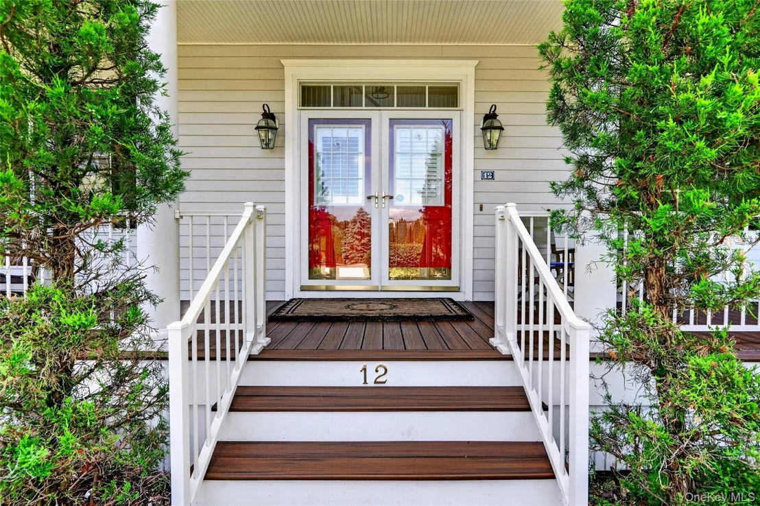 Photo of 12 Meadowview Lane