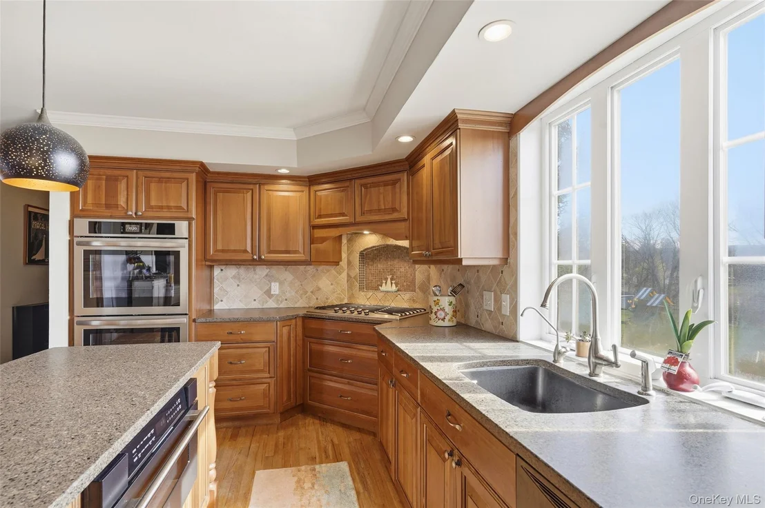 Photo of 27 Ridge View Drive