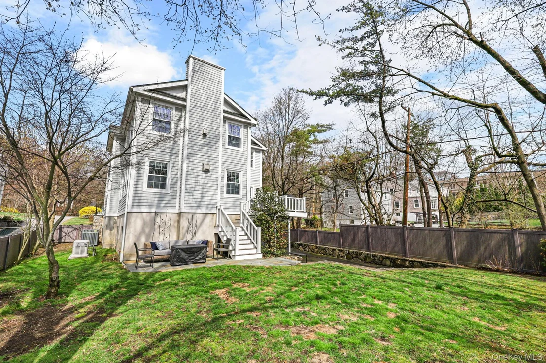 Photo of 146 Boulevard