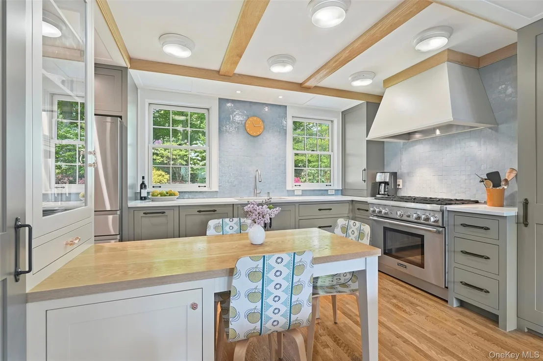 Photo of 5 Allendale Drive