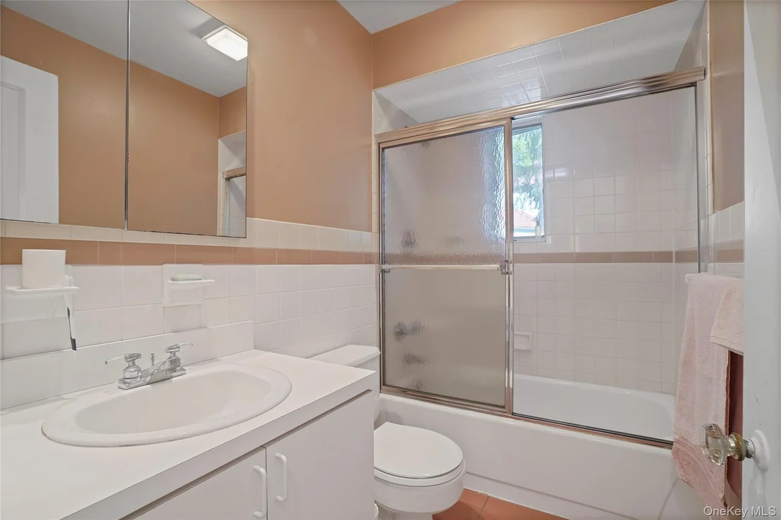 Photo of 253 Cliff Avenue
