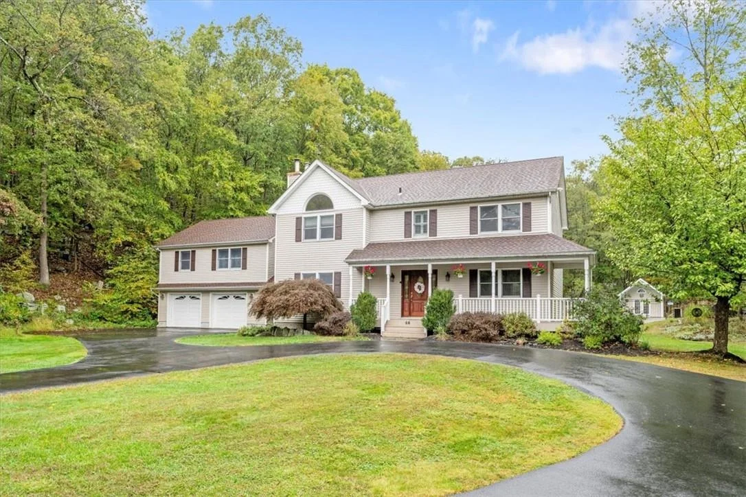 Photo of 46 Brookview Drive