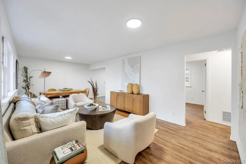 Photo of 4 Washington Avenue
