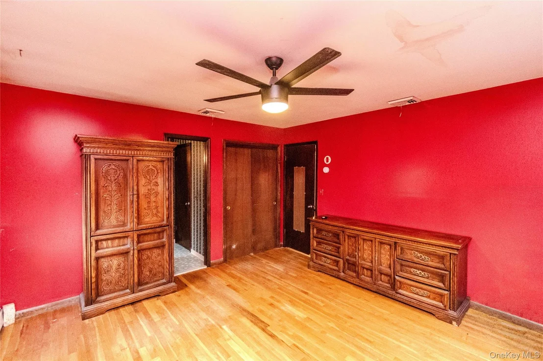 Photo of 6 Bates Circle