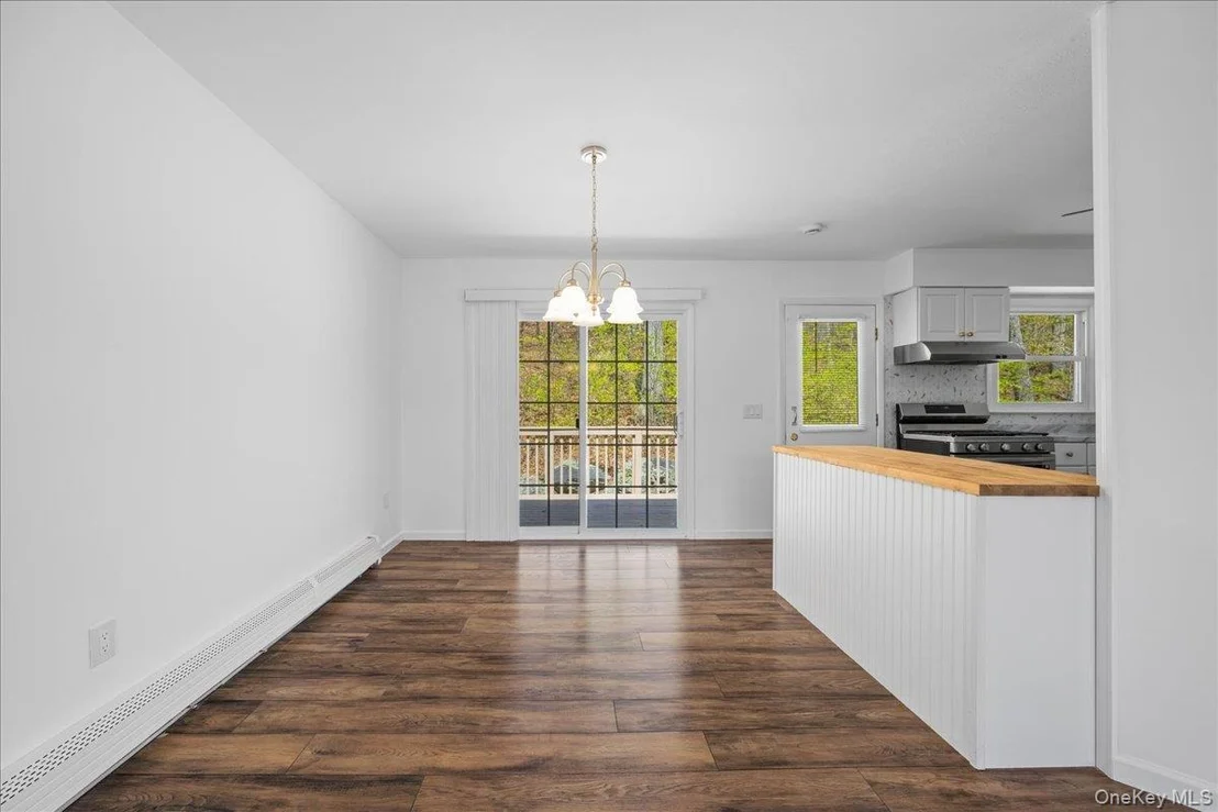 Photo of 1168 Lakes Road